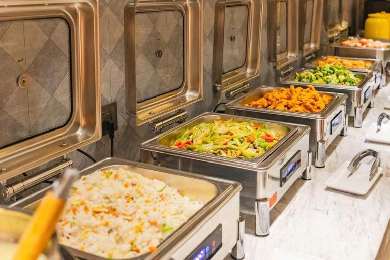 Food & Drinks 5, IU Hotels· Lanzhou Xike Station Huanghelou Branch, Lanzhou