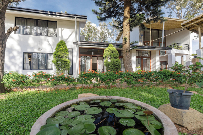 Garden 3, Grandeur 5bhk Villatheatre Hennurmanyata, Bangalore