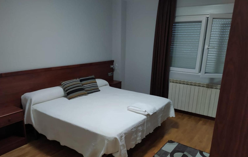 Bedroom 5, Hostal Cerecedo, León