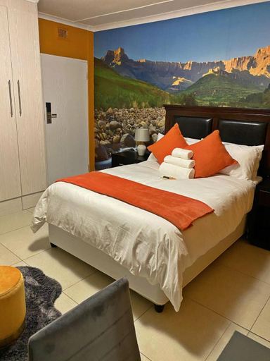 Bedroom 2, Seven Wonders B&B, Ugu