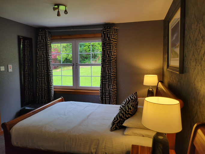 Bedroom 3, North Kessock Hotel, Highland