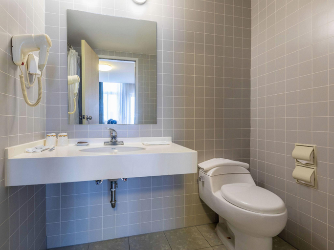 Bathroom 4, Jinjiang Inn Jiangyin Nanmen Yaohan Huancheng South Road, Wuxi