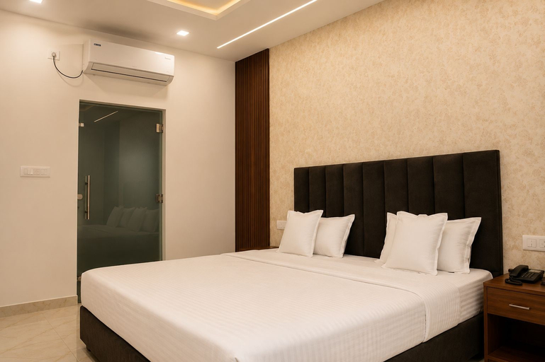 Room 1, Hotel Maurya Greens, Udham Singh Nagar