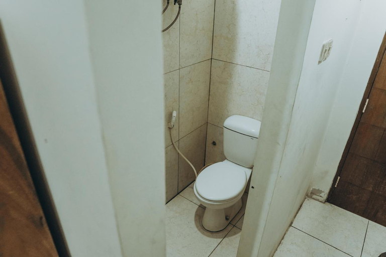 Bathroom 4, DS Residences Siliwangi, Semarang