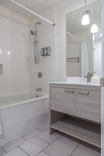 Bathroom, Auberge West Brome, Brome-Missisquoi