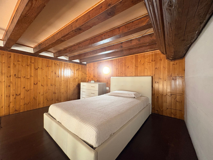 Bedroom 3, Casa Mario Lupo, Bergamo