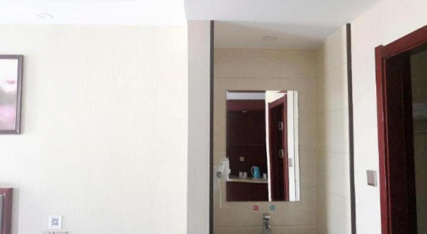 Others 4, Pai Hotel Tangshan Gangyao Road Hebei Bridge, Tangshan