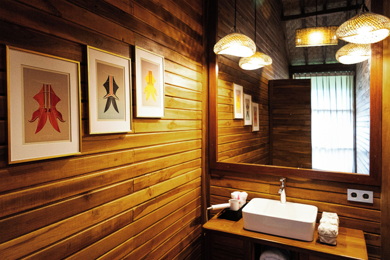 Bathroom 2, Aura Cempaka, Karangasem