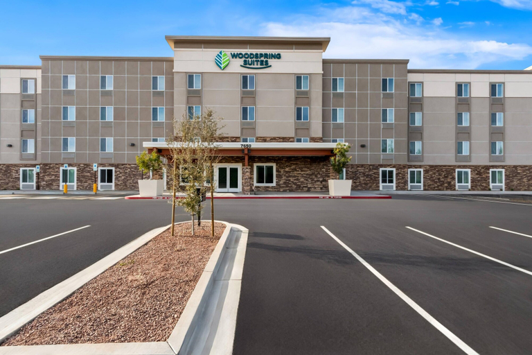 Exterior & Views 2, Woodspring Suites Gilbert - Mesa Gateway Airport, Maricopa