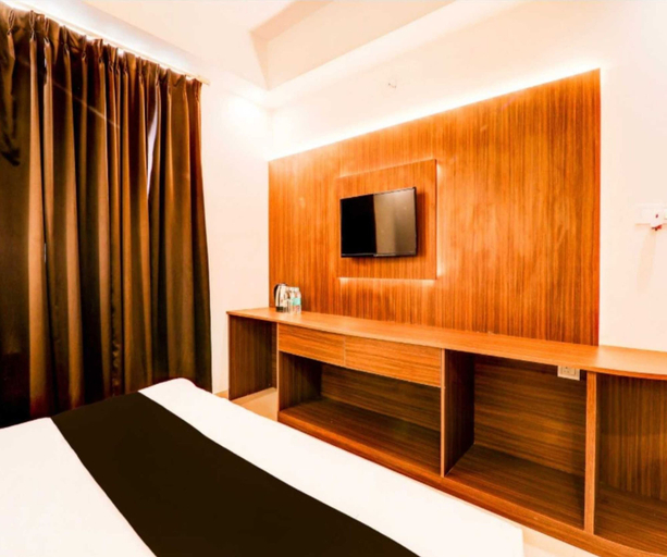 Room 3, Classic Metro Lucknow, Lucknow
