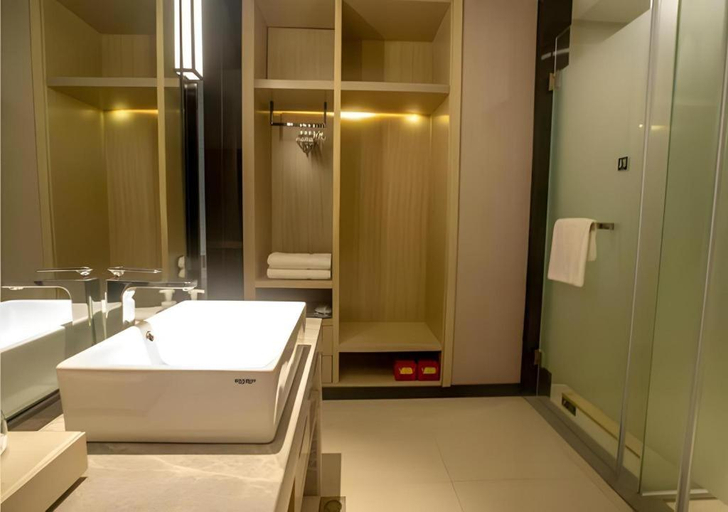 Bathroom 3, Echarm Hotel Changde Taoyuan Walking Street Jinyuan Tower, Changde