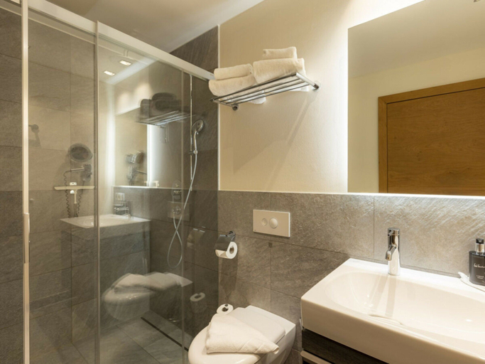 Bathroom, Family Apartment for up to 6 People, Kitzbühel