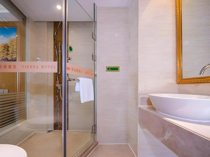 Bathroom 3, Vienna Hotel Guangxi Guilin Yongfu Station, Guilin