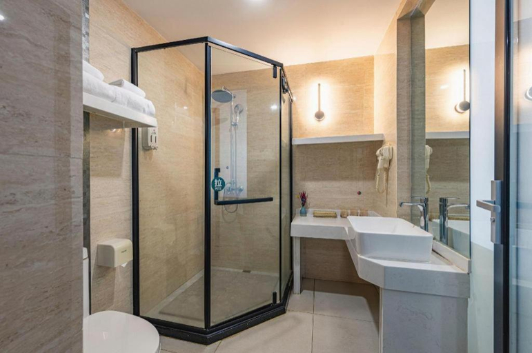Bathroom 3, GreenTree Inn Meizhou Meijiang District Wanda Plaza Hotel, Meizhou