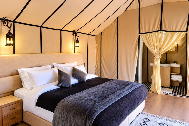 Bedroom 2, Sunrise Dunes Luxury Camp, Errachidia