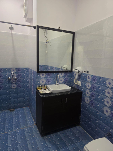 Bathroom, Aura Hills Pushkar By Kaya Hospitality, Ajmer