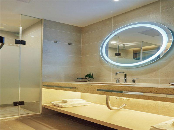 Bathroom 4, Lavande Hotels·Jinan High-Tech Wanda Convention and Exhibition Center, Jinan