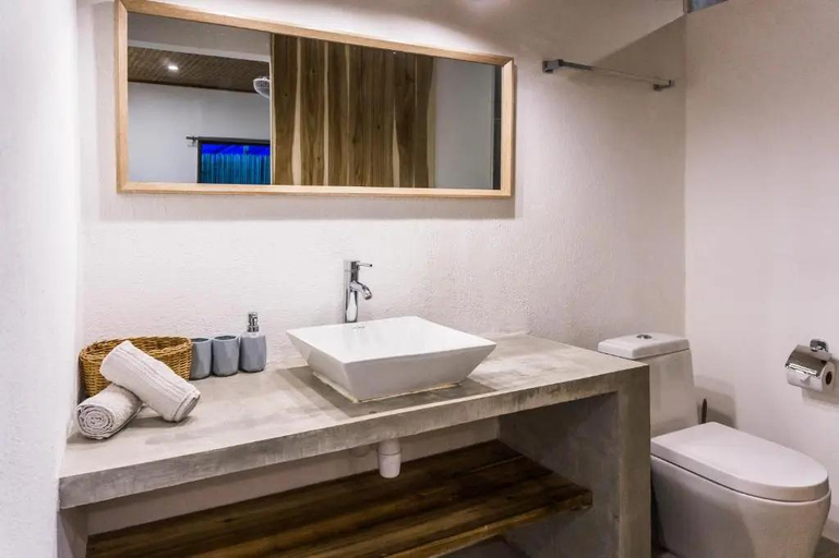 Bathroom 5, Fisheye The Rooms - Family room, El Nido