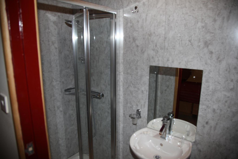Bathroom 5, Grove Apartments, London