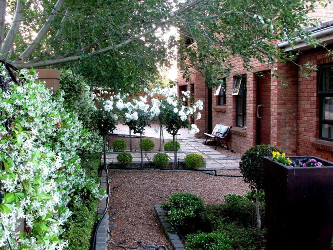 Others 3, Serengeti Self Catering Apartments Perfect Stay, City of Cape Town