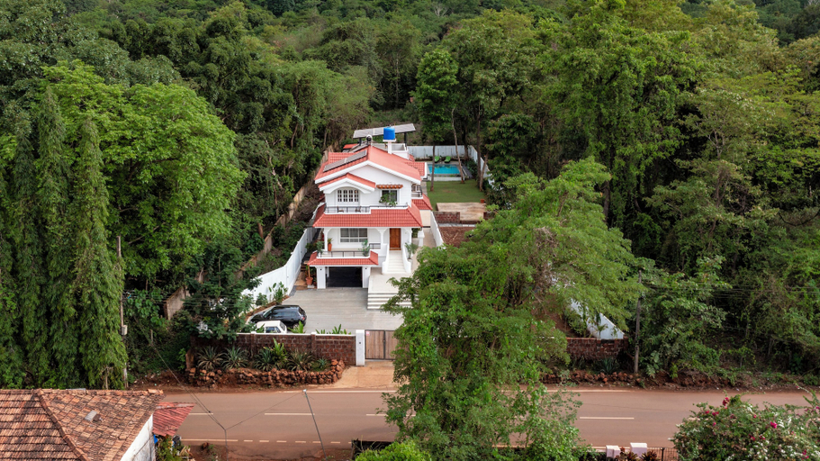 Exterior, Staymaster Caetano-3BR Villa with Pool, North Goa