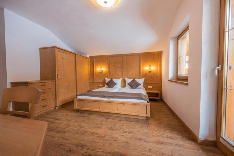 Bedroom 4, Alpenchalet Vital, Innsbruck Land