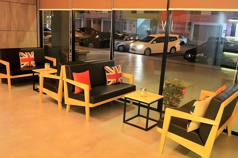 Food & Drinks 4, Collection O Near AEON Mall Melaka Formerly 96 Boutique, Malacca City