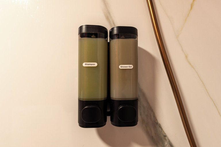 Bathroom amenities, La Antigua Preciados, Madrid