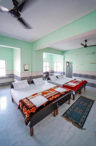 Room 4, Mumukshu Bhawan, Varanasi