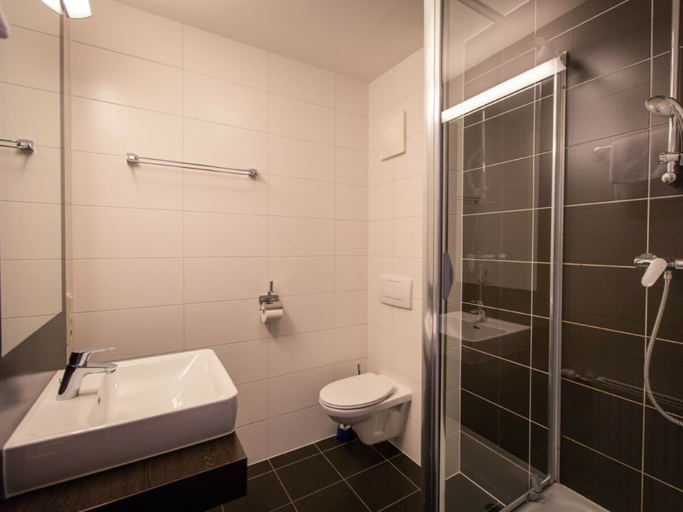Bathroom, Studio #13 With Balcony, Murau
