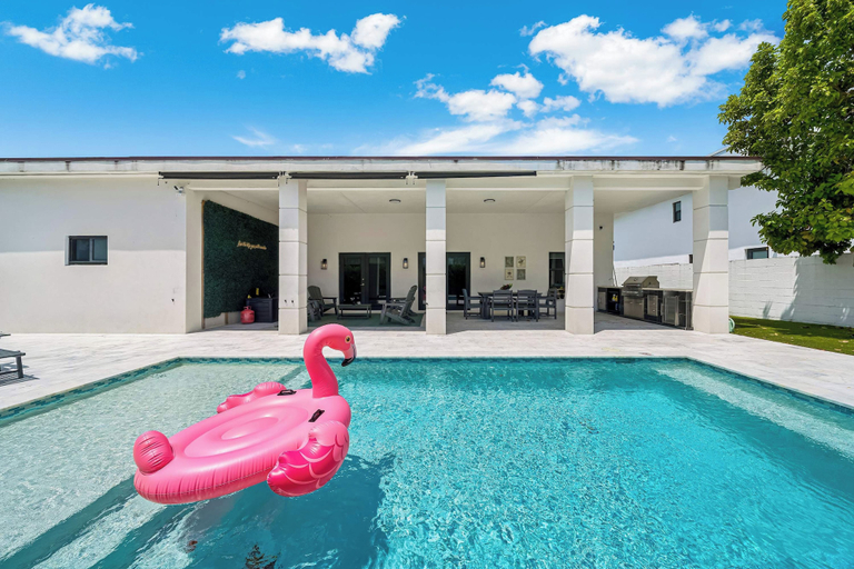Interior 2, Casa Azure- Family Friendly Home With Heated Pool, Miami-Dade