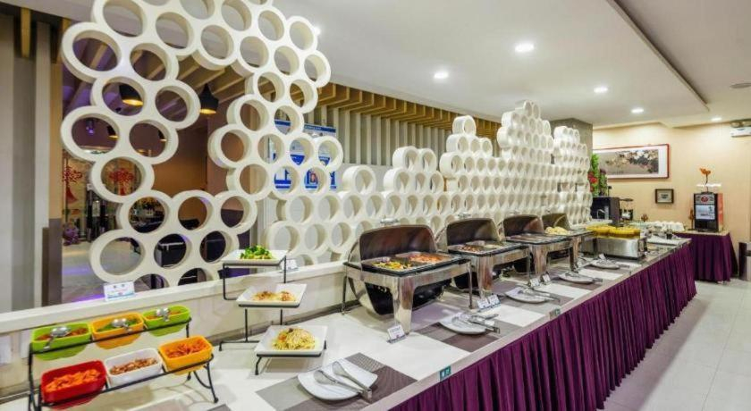 Food & Drinks 5, Jinjiang Inn Taiyuan Longtan Park, Taiyuan