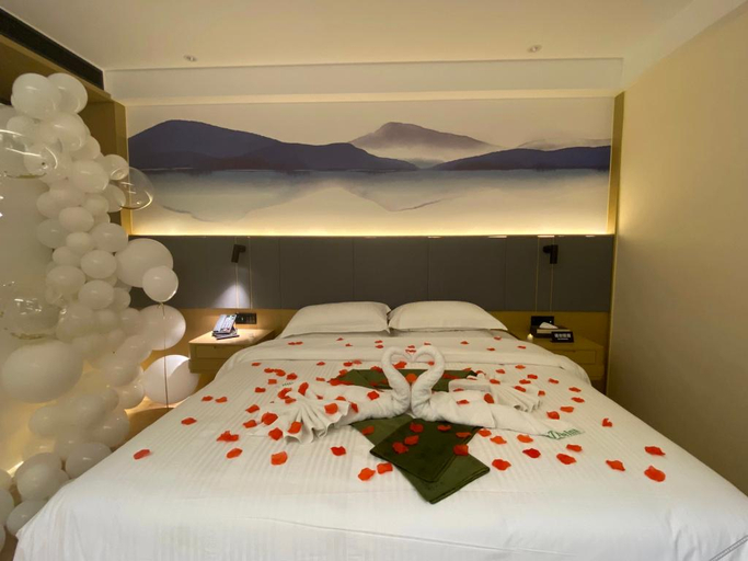 Bedroom 5, Green Tree Inn Shandong Binzhou Huimin County Xinyu Building, Binzhou