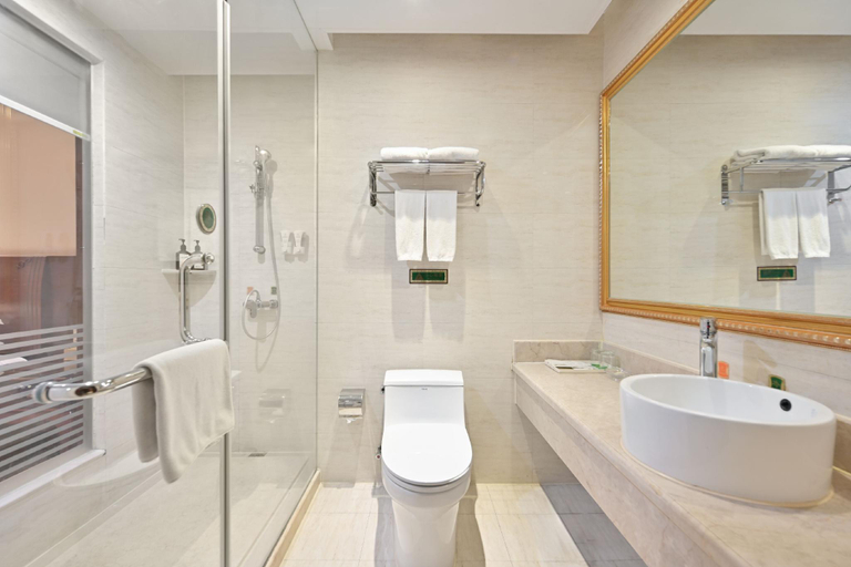 Bathroom 3, Vienna International Hotel Shandong Weihai Rongcheng, Weihai