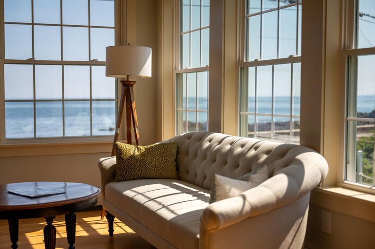 Public Area 2, The Beach House Inn, York