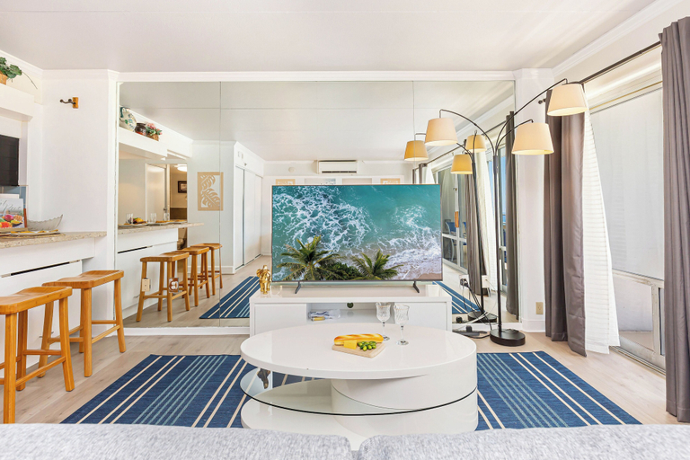 Exterior 5, Stunning Ocean & Fireworks Lagoon View From Condo at Ilikai W/full Kitchen, Honolulu