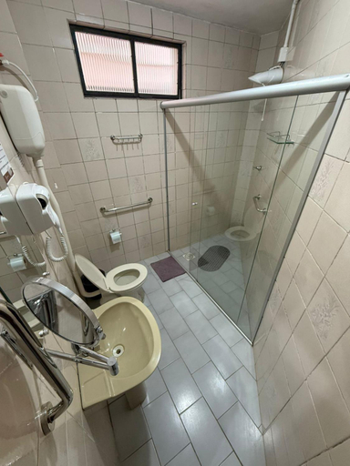 Bathroom, Hotel Ibaje, Baje