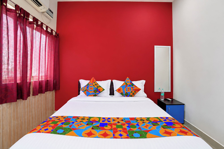 Room 2, FabHotel B2N Stays, Kancheepuram