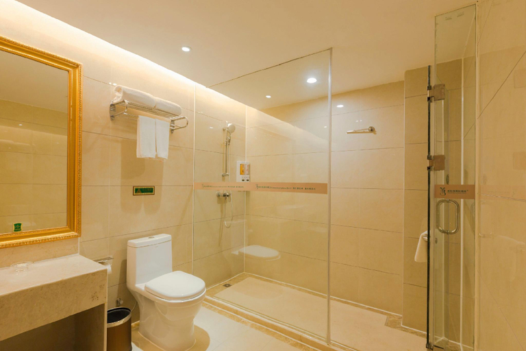 Bathroom 3, Vienna International Hotel Guangxi Baise Tianyang, Baise