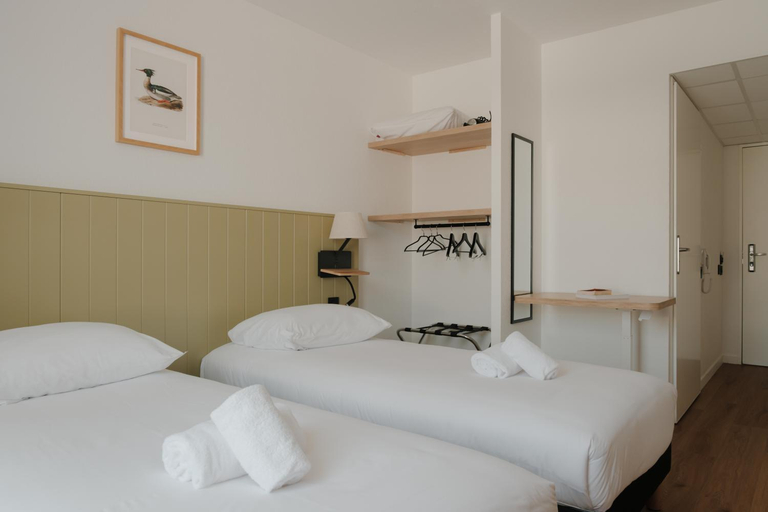 Bedroom 2, greet hôtel Le Teich Bassin d'Arcachon, Gironde