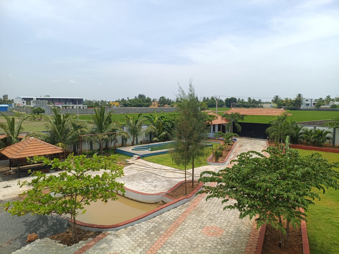Property grounds 5, Villa Nova Resort, Puducherry