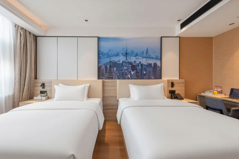 Bedroom 2, Vienna Classic Hotel Guangdong Zhanjiang Xuwen Haian Port, Zhanjiang