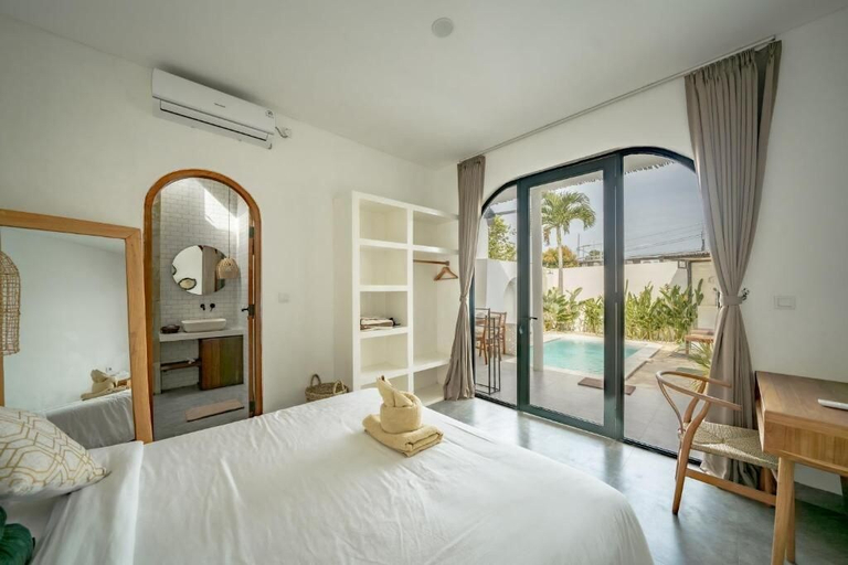 Room 3, Villa SolaFide - Stunning 2BR Pool Villa, Badung