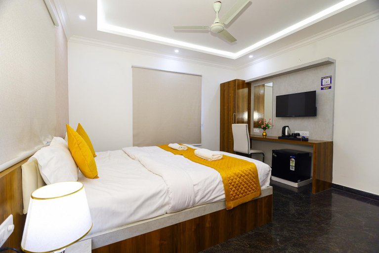 Bedroom 3, Hotel Skylights Near Bangalore Airport, Bangalore Rural