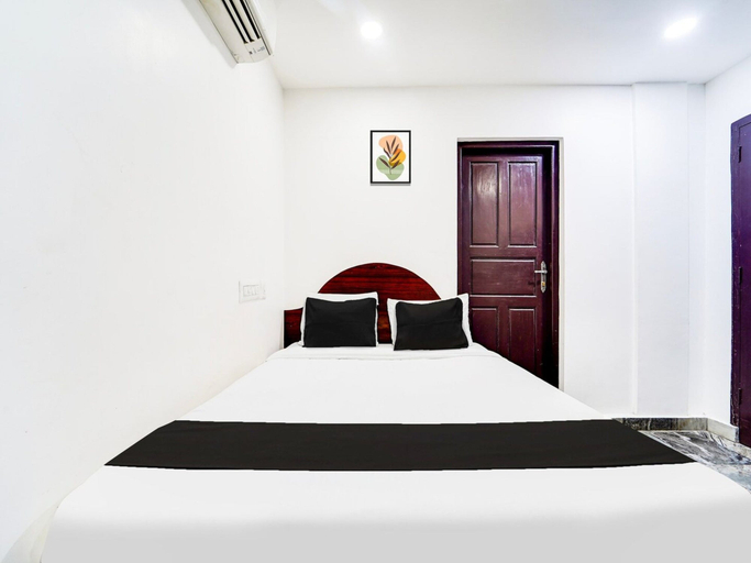 Room 5, Premium Hotel Jaisas Paradise, Kanniyakumari