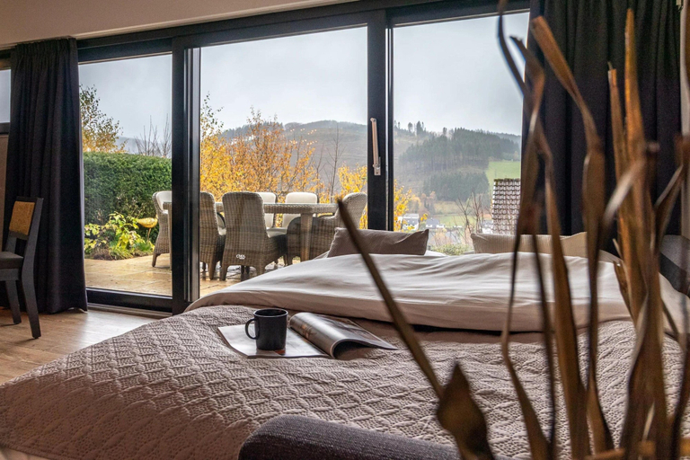 Room 5, Luxurious Detached Holiday Home With Valley Views for 8, Hochsauerlandkreis