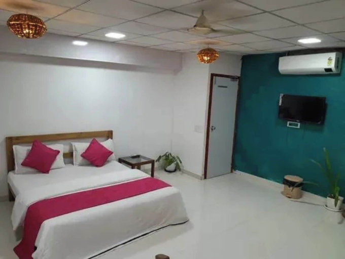 Room 4, Fabhotel Agrawal Bhawan, Mumbai Suburban