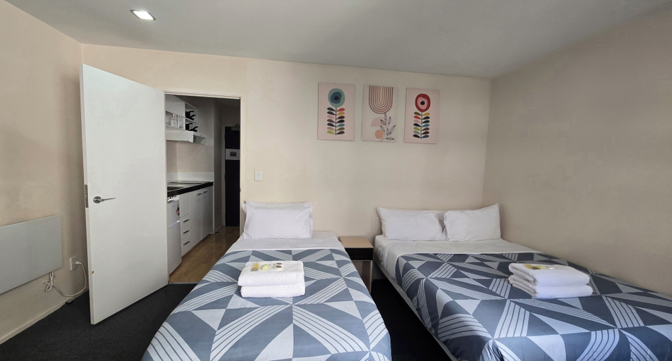 Bedroom 4, Empire Apartments, Waitakere