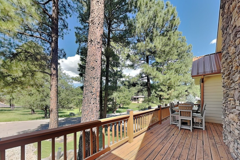 Property amenity 3, Sunny Side Chalet, Lincoln