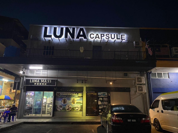 Exterior & Views 2, Luna Capsule, Semporna